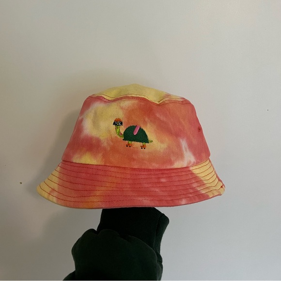 Funny Bucket Hats, orange/pink tie dye and blue/purple/green tie dye - Picture 1 of 3